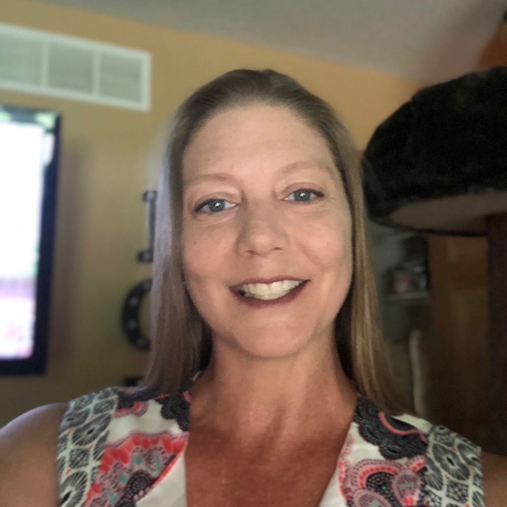 Meet your Posher, Kellie